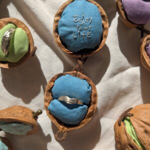 胡桃のリングケース : 青